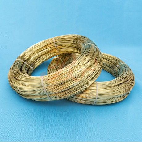 銅線與鋁線不能連接在一起，給您滿意的答案